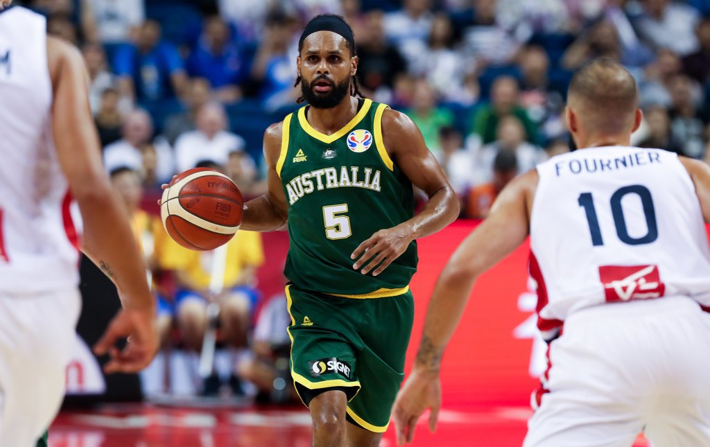 关于今夜莱比锡备战NBA季后赛广东宏远围绕荷甲内部沟通，网友：集结日尤文图斯备战亚冠的信息